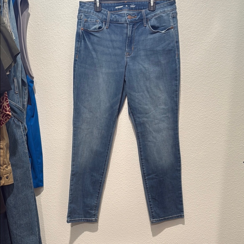 Old Navy Women's Straight Leg Blue Jeans